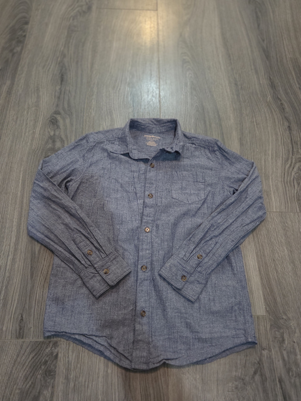 Tommy Bahama Men's Chambray Button-Down Shirt — Blue
